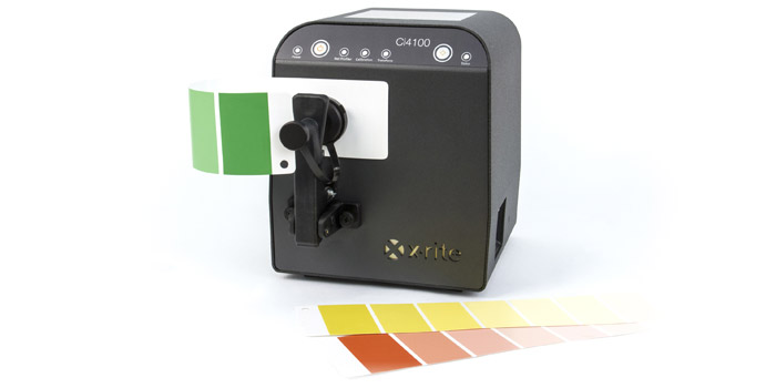 espectrofotómetro de sobremesa convencional, espectrofotómetros portátiles