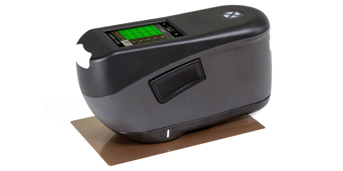 MA-5 QC | X-Rite Multi Angle Spectrophotometer Measuring Samples