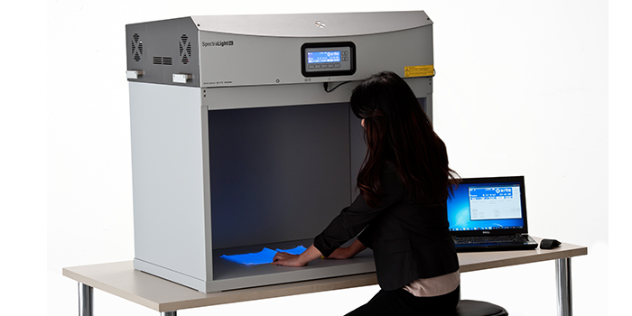 SpectraLight QC light booth, absorbance versus concentration, absorb light, Spectral bandwidth