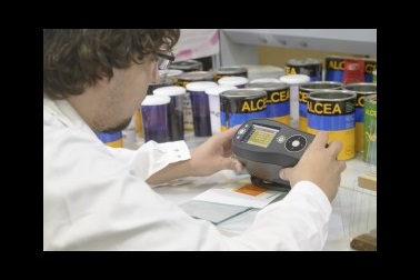 Ci64 Spectrophotometer - Measuring Color