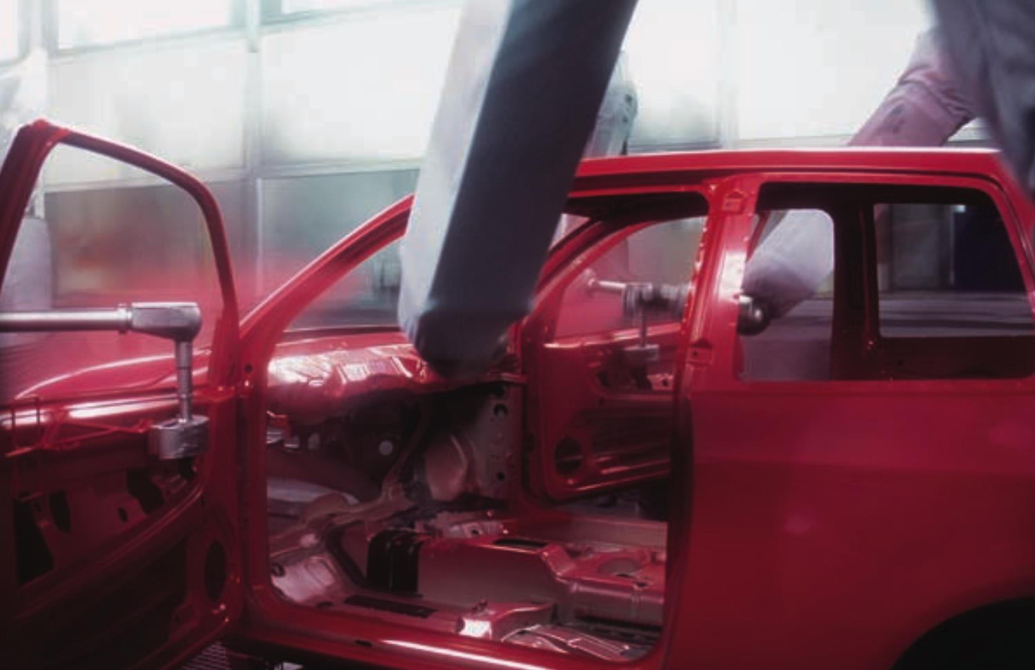painting cars