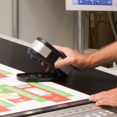 brand-color-management-using-pantone-live